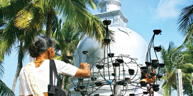 Bak-Vollmond-Poya-Tag in Sri Lanka