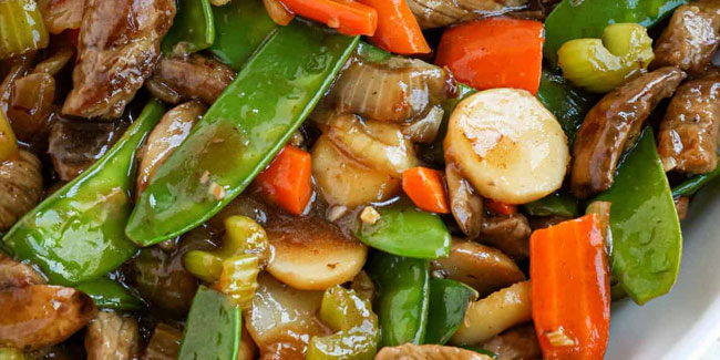 29. August: Nationaler Tag des Chop Suey und Tag der Kräuter und des Salzes in den USA