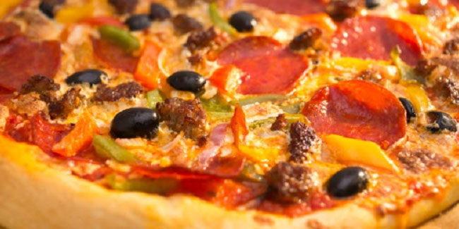 12. November - Nationaler Tag der Pizza mit allen Zutaten außer Sardellen und Tag der Hühnersuppe für die Seele in den USA