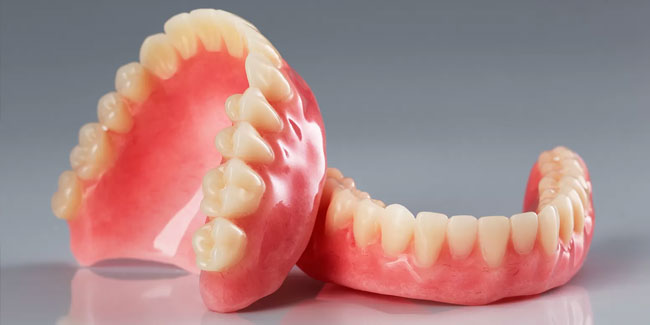 9. März - Tag der künstlichen Zähne