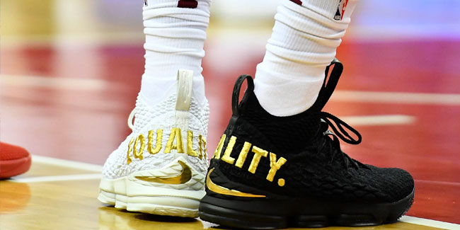 3. Mai: Der Tag der zwei verschiedenfarbigen Schuhe