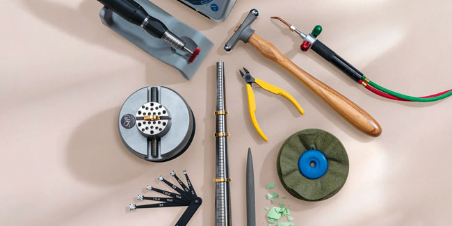 Tag der Anbetung der Werkzeuge