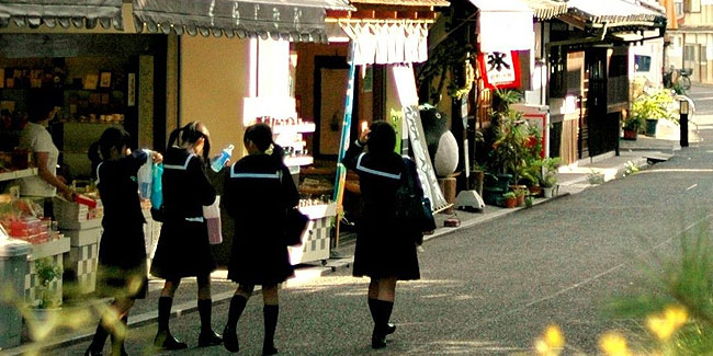 1. Juni - Koromogae in Japan