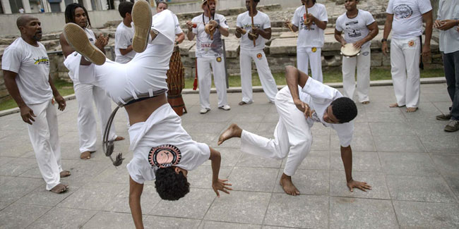 3. August: Capoeira-Tag in Brasilien