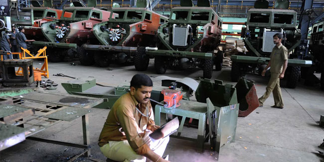 18. März: Tag der Waffenfabriken in Indien