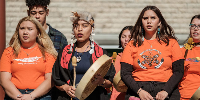 30. September: Tag des orangefarbenen Hemdes in Kanada