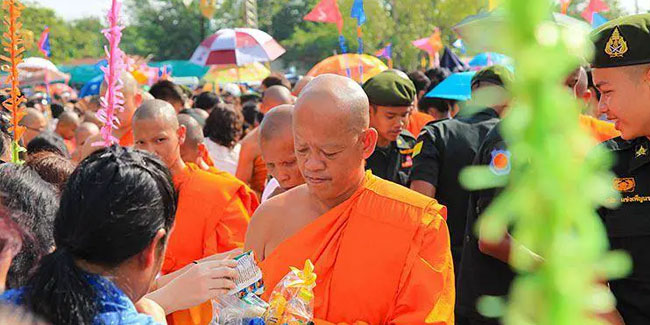 25. September - Pavarana und Wan Ok Phansa in Thailand