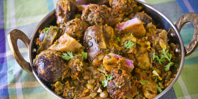 16. Januar: Nationaler Undhiyu-Tag in Gujarat, Indien