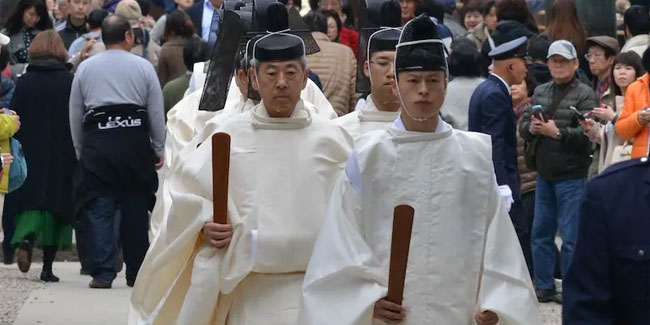 14. Mai - Der erste Tag des großen Festes des Izumo-Taisha-Schreins