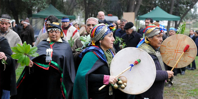 24. Juni - We Tripantu, das Neujahrsfest der Mapuche in Chile