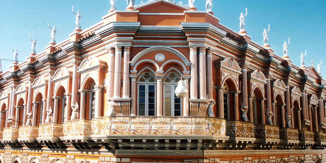 4. Juli: Jahrestag des Stadttages von Tarija