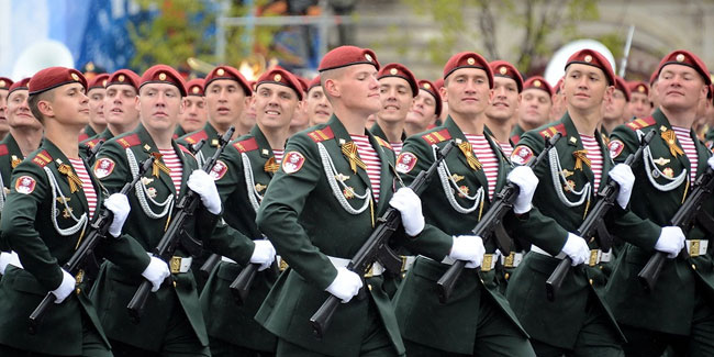 2. September: Tag der russischen Garde