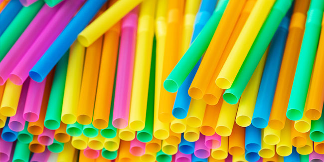 3. Januar: Der Tag des Trinkhalms