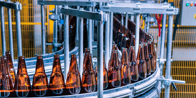 19. November: Tag des Arbeiters der Glasindustrie