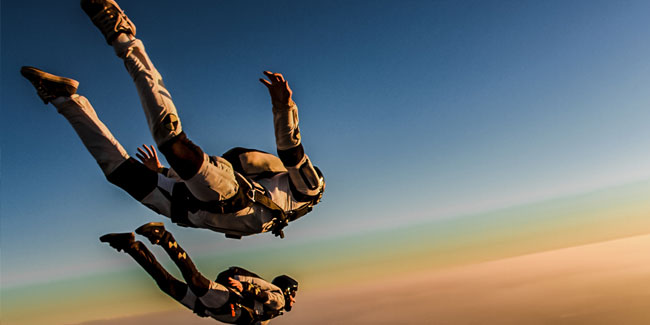 26. Juli: Der Tag des Fallschirmspringers