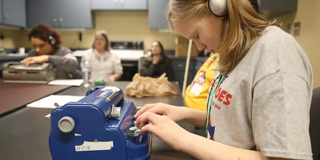 1. Januar: Ohio Braille-Alphabetisierungswoche