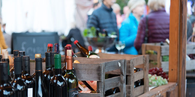 25. September: Bauernmarkt und Weinfest am Tibarg