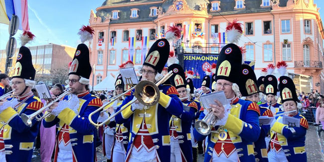 11. November: Proklamation des Närrischen Grundgesetzes in Mainz