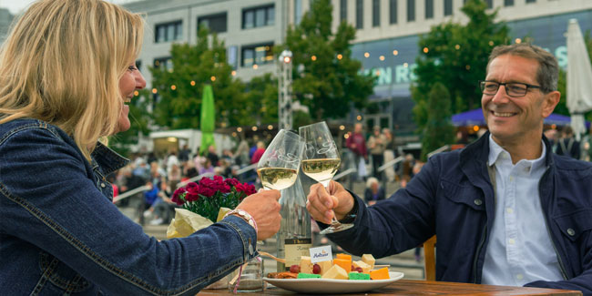 Cantiere Internationale d’Arte Montepulciano - Käse trifft Wein, Kiel