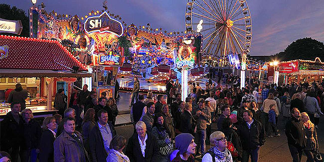 1. Mai: Frühjahrskirmes Krefeld